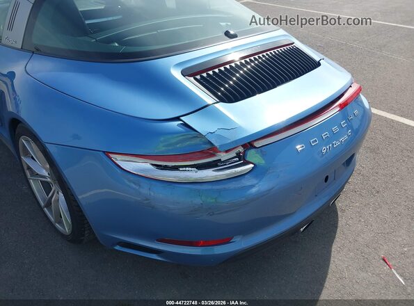 WP0BA2A92HS132224 2017 PORSCHE 911 Light Blue 