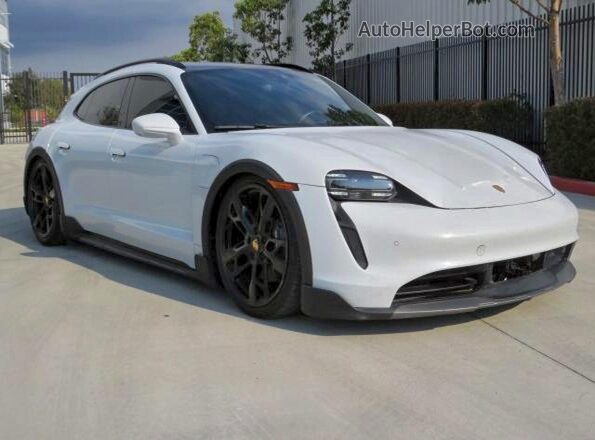 WP0BA2Y19NSA67581 2022 PORSCHE TAYCAN Белый Передняя левая четверть