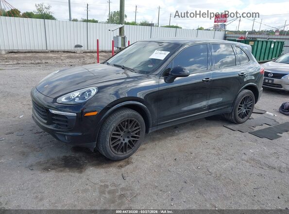 WP1AA2A20HKA86230 2017 PORSCHE CAYENNE Черный Передняя левая четверть