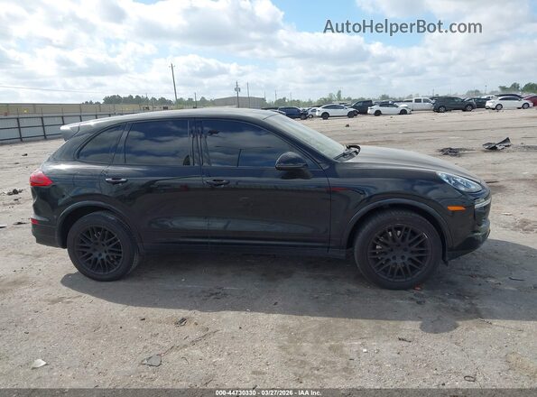 WP1AA2A20HKA86230 2017 PORSCHE CAYENNE Черный Вид щитка приборов