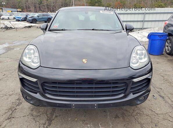 WP1AA2A21HKA85006 2017 PORSCHE CAYENNE Черный Вид спереди