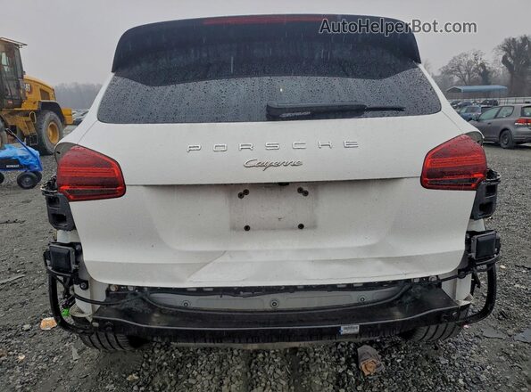 WP1AA2A25GLA04789 2016 PORSCHE CAYENNE Белый Вид сзади