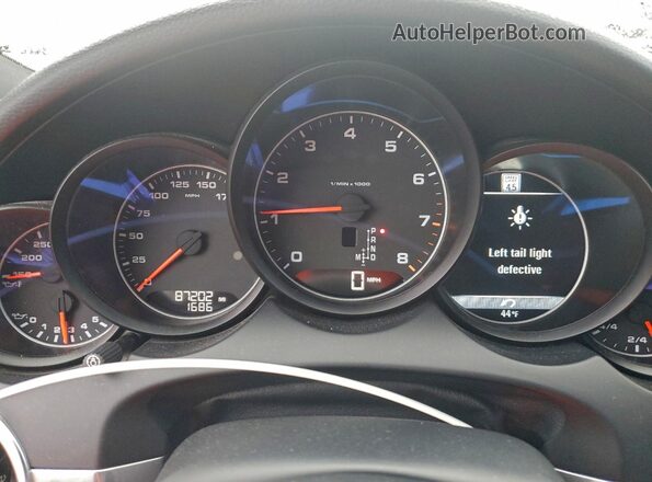 WP1AA2A25GLA04789 2016 PORSCHE CAYENNE Белый Вид щитка приборов