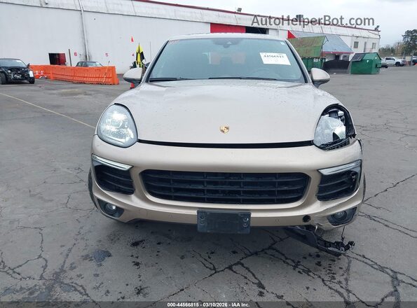 WP1AA2A25HKA89396 2017 PORSCHE CAYENNE Champagne ხელსაწყოთა პანელის ხედი