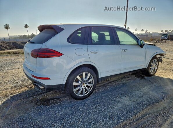 WP1AA2A26HKA91318 2017 PORSCHE CAYENNE White უკანა მარჯვენა