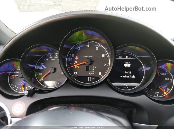 WP1AA2A27HKA82983 2017 PORSCHE CAYENNE Черный Вид задних сидений
