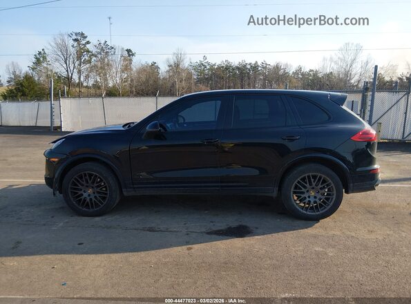 WP1AA2A27HKA82983 2017 PORSCHE CAYENNE Черный 