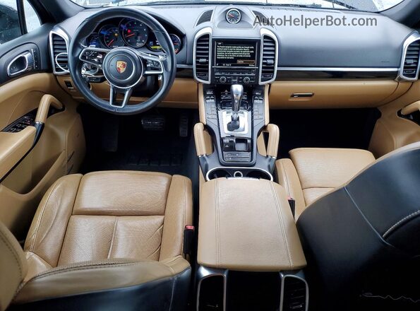 WP1AA2A28GLA05239 2016 PORSCHE CAYENNE Черный Вид панели приборов