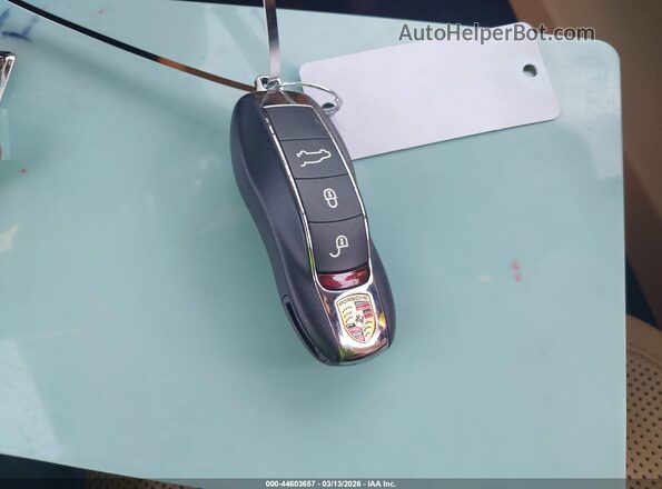 WP1AA2A2XJKA06468 2018 PORSCHE CAYENNE Белый Вид панели приборов