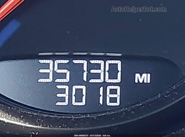 WP1AA2A51KLB06125 2019 PORSCHE MACAN Белый 