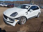 2022 Porsche Macan   White vin: WP1AA2A52NLB11368