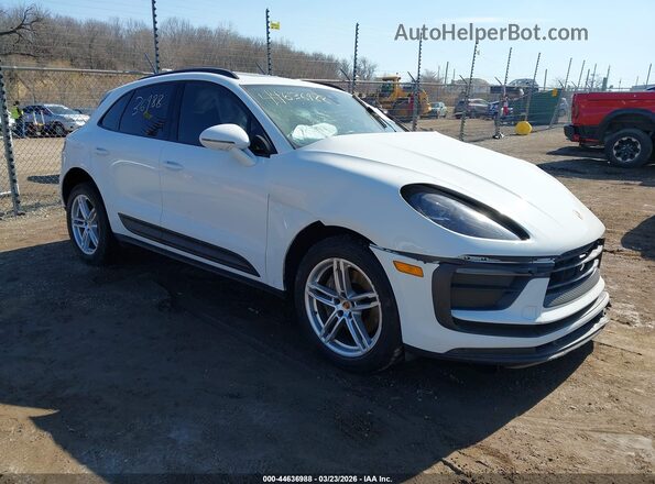 WP1AA2A52NLB11368 2022 PORSCHE MACAN White Przód prawy