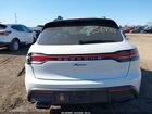 2022 Porsche Macan   White vin: WP1AA2A52NLB11368