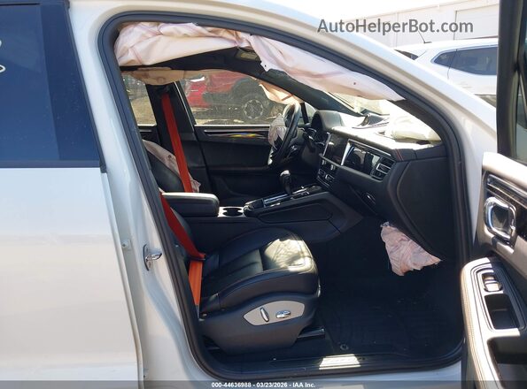 WP1AA2A52NLB11368 2022 PORSCHE MACAN White Widok wnętrza z przodu