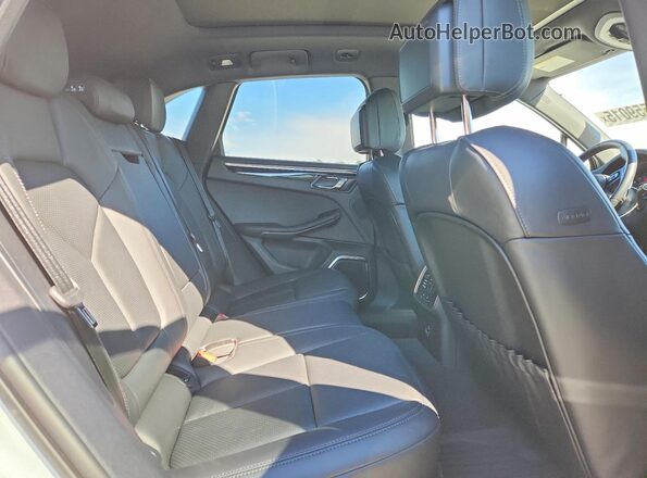 WP1AA2A54PLB15148 2023 PORSCHE MACAN White Rear interior view
