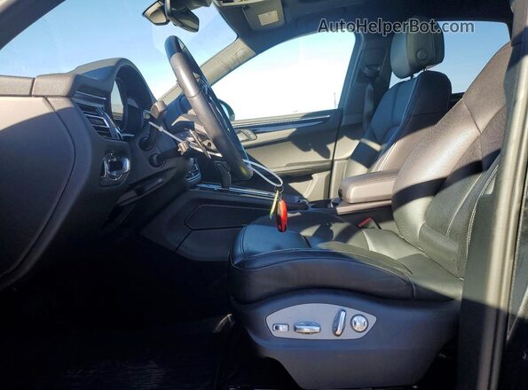 WP1AA2A54RLB14357 2024 PORSCHE MACAN Черный Вид салона спереди