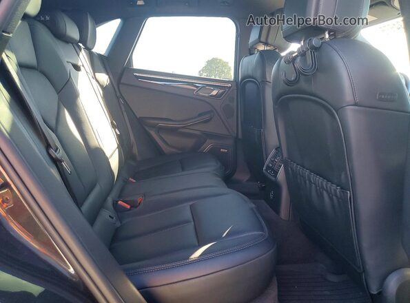 WP1AA2A54RLB14357 2024 PORSCHE MACAN Черный Вид задней части салона
