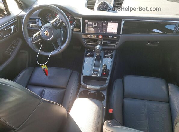 WP1AA2A54RLB14357 2024 PORSCHE MACAN Черный Вид панели приборов
