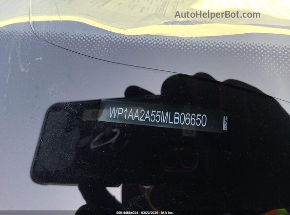 WP1AA2A55MLB06650 2021 PORSCHE MACAN Серебряный Вид подкапотного пространства