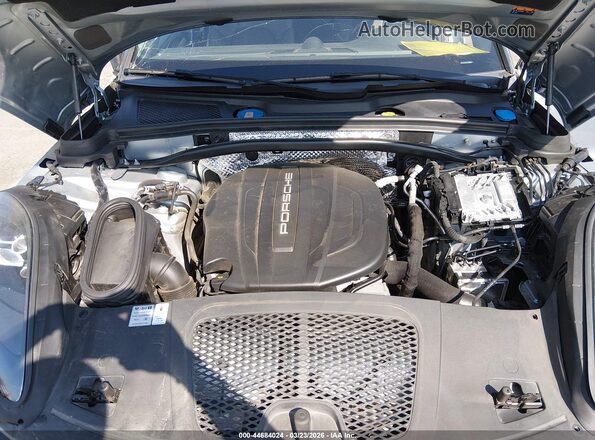 WP1AA2A55MLB06650 2021 PORSCHE MACAN Серебряный Вид сзади