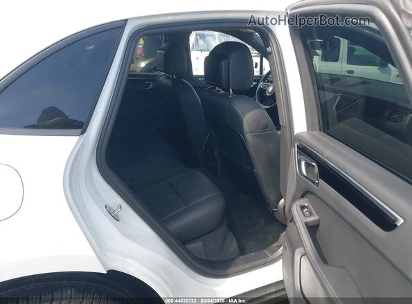 WP1AA2A58NLB04263 2022 PORSCHE MACAN Белый Вид наклейки с VIN-кодом