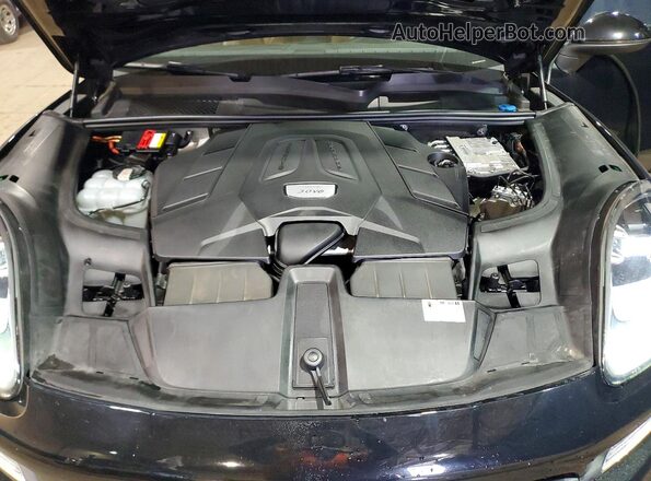 WP1AA2AY3KDA16124 2019 PORSCHE CAYENNE Black Vista del compartimento del motor
