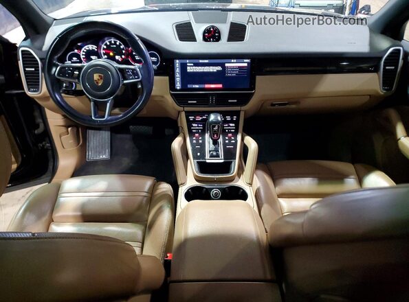 WP1AA2AY3KDA16124 2019 PORSCHE CAYENNE Black Vista del salpicadero