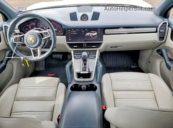 WP1AA2AY7NDA06104 2022 PORSCHE CAYENNE Серый Вид панели приборов