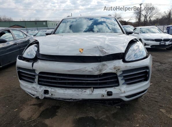 WP1AA2AY7NDA06104 2022 PORSCHE CAYENNE Серый Вид спереди