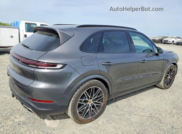 WP1AA2AY9RDA09740 2024 PORSCHE CAYENNE Gray Tył prawy