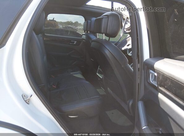 WP1AA2AYXKDA11549 2019 PORSCHE CAYENNE Белый Вид наклейки с VIN-кодом