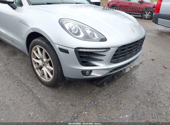 WP1AB2A52GLB56178 2016 PORSCHE MACAN Серебряный Вид спереди