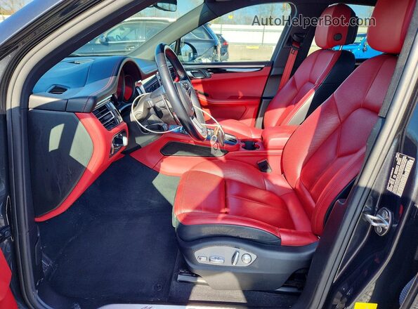 WP1AB2A52KLB30415 2019 PORSCHE MACAN Черный Вид салона спереди