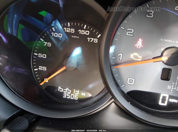 WP1AB2A55HLB15481 2017 PORSCHE MACAN Белый 