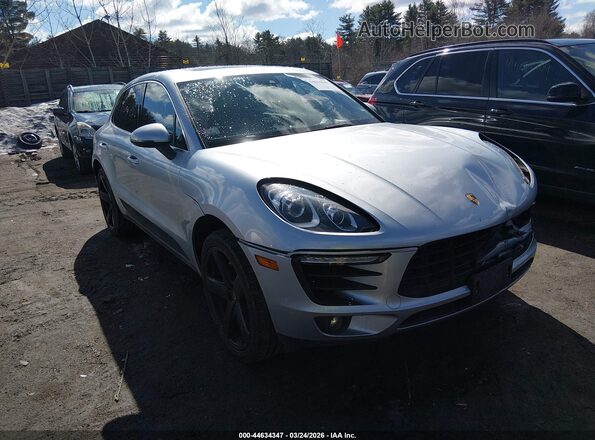 WP1AB2A55HLB15481 2017 PORSCHE MACAN Белый Передняя правая четверть