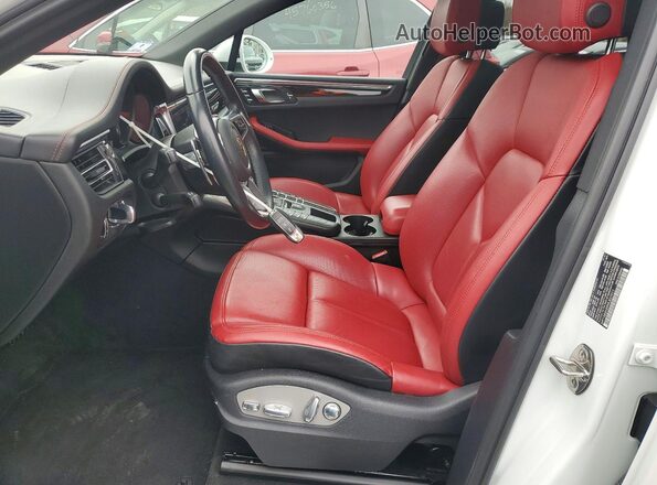 WP1AB2A59MLB37011 2021 PORSCHE MACAN Белый Вид салона спереди