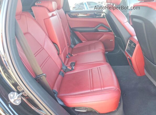 WP1AB2AYXMDA27248 2021 PORSCHE CAYENNE Черный Вид задней части салона