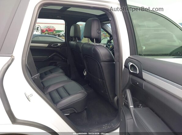 WP1AD2A26HLA82801 2017 PORSCHE CAYENNE White VIN კოდის სტიკერის ხედი
