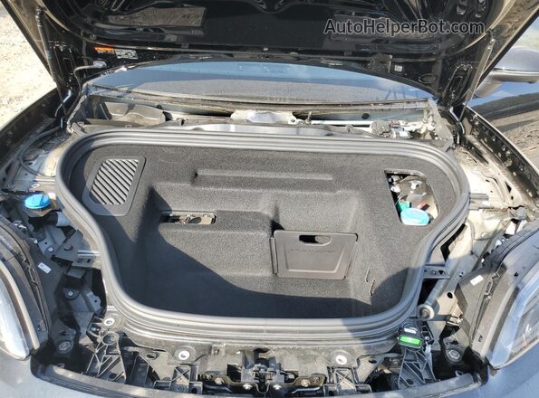 WP1AD2XA1SL077024 2025 PORSCHE MACAN Черный Вид задней части салона