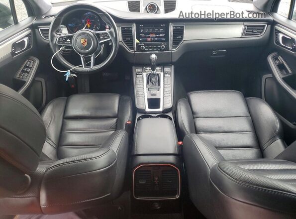 WP1AF2A53JLB70005 2018 PORSCHE MACAN Черный Вид панели приборов