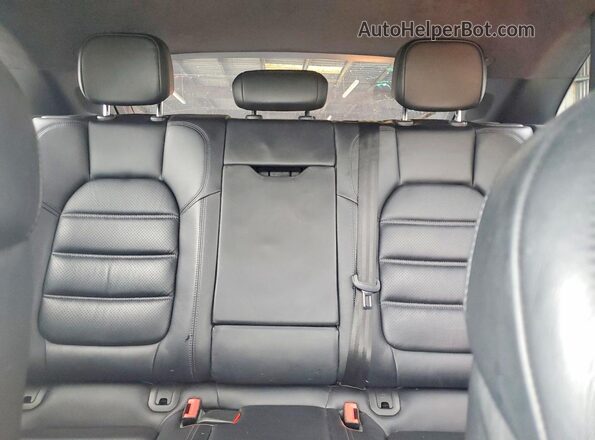 WP1AF2A53JLB70005 2018 PORSCHE MACAN Черный Вид задних сидений