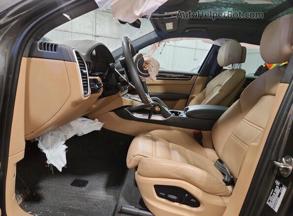 WP1AF2AY4PDA20501 2023 PORSCHE CAYENNE Gray Front interior view