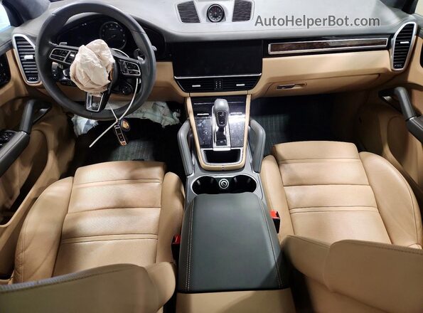 WP1AF2AY4PDA20501 2023 PORSCHE CAYENNE Gray Dashboard view