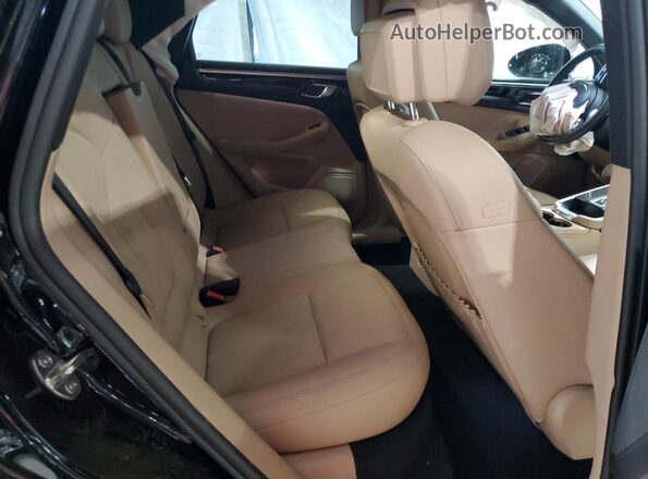 WP1AG2A52PLB40015 2023 PORSCHE MACAN Черный Вид задней части салона