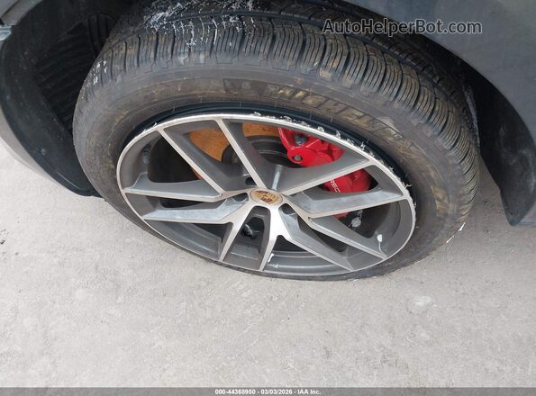 WP1AG2A5XSLB42068 2025 PORSCHE MACAN Серый 