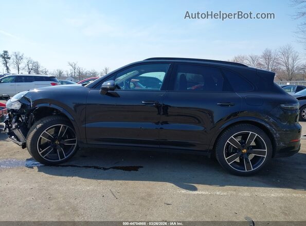 WP1AH2AY1PDA22183 2023 PORSCHE CAYENNE Черный Панорамный вид салона 360°