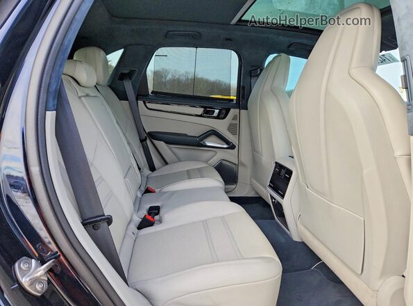 WP1AH2AY3NDA46143 2022 PORSCHE CAYENNE Синий Вид задней части салона