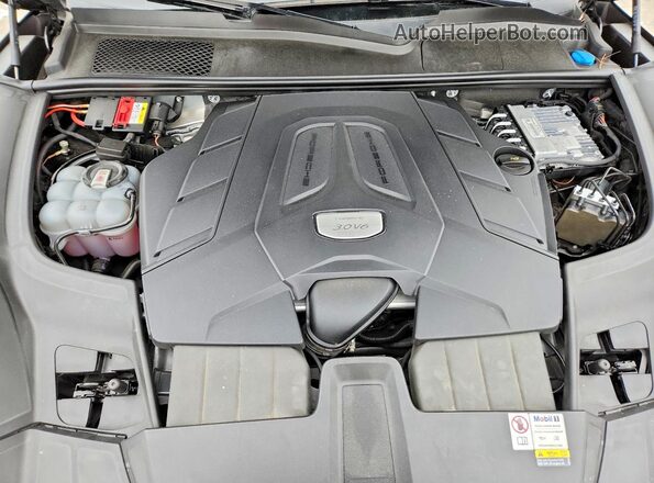 WP1BA2AY7NDA50088 2022 PORSCHE CAYENNE Черный Вид подкапотного пространства