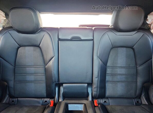 WP1BK2AY6RDA72344 2024 PORSCHE CAYENNE Серый Вид задних сидений