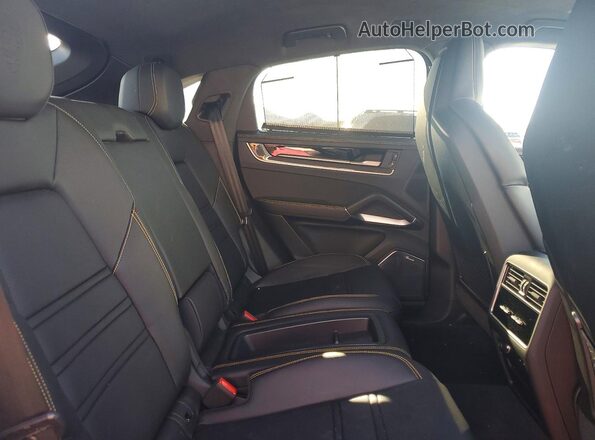 WP1BK2AYXSDA49364 2025 PORSCHE CAYENNE Белый Вид задней части салона